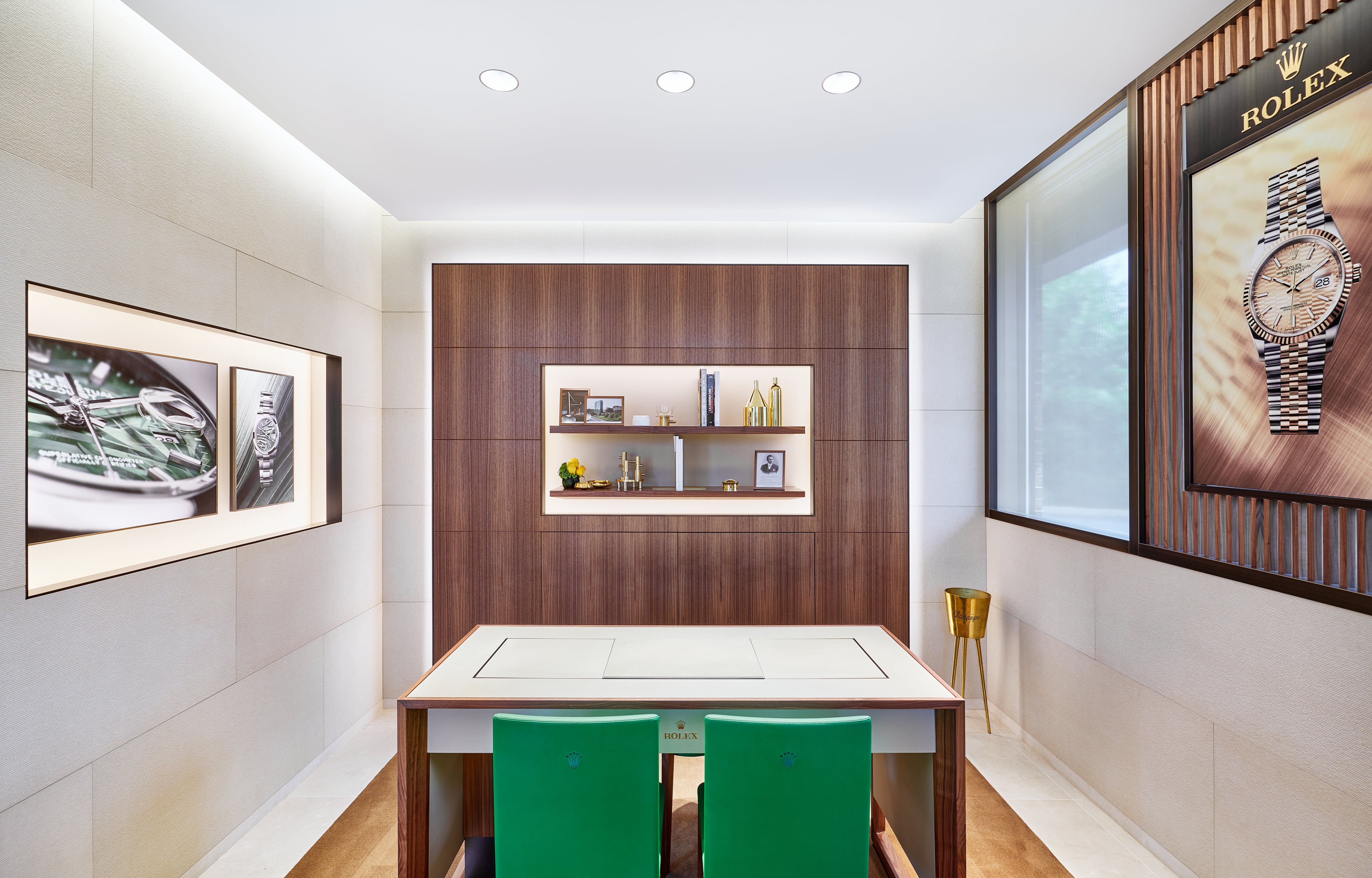 Discover our luxury Rolex showroom - Clarkson Jewelers